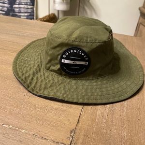 Quicksilver baby bucket hat